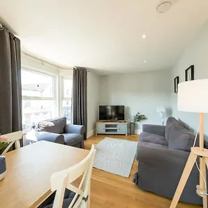 https://north-street-2-bedroom-apartment-hopewell.cardiffhotelswales.com