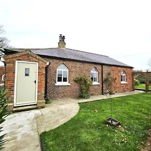 https://quirky-cosy-private-cottage-holme-on-swale.yorkshirehotels.net