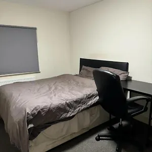 https://room-with-bathroom-next-to-coventry-cathefral-city-centre.yorkshirehotels.net